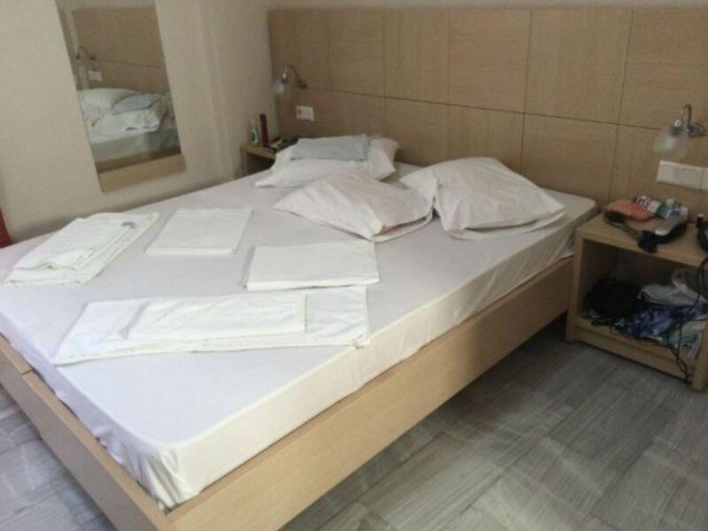 Happyland Hotel Apartments Νυδρί Εξωτερικό φωτογραφία
