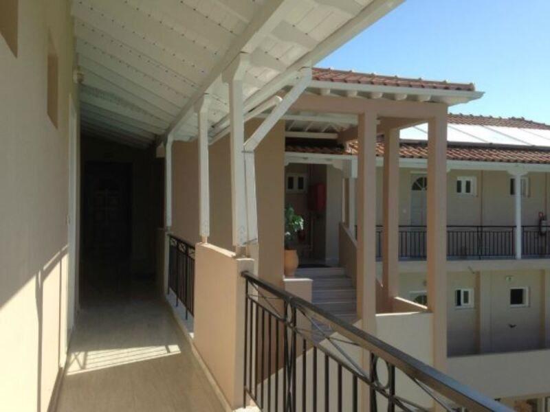 Happyland Hotel Apartments Νυδρί Εξωτερικό φωτογραφία