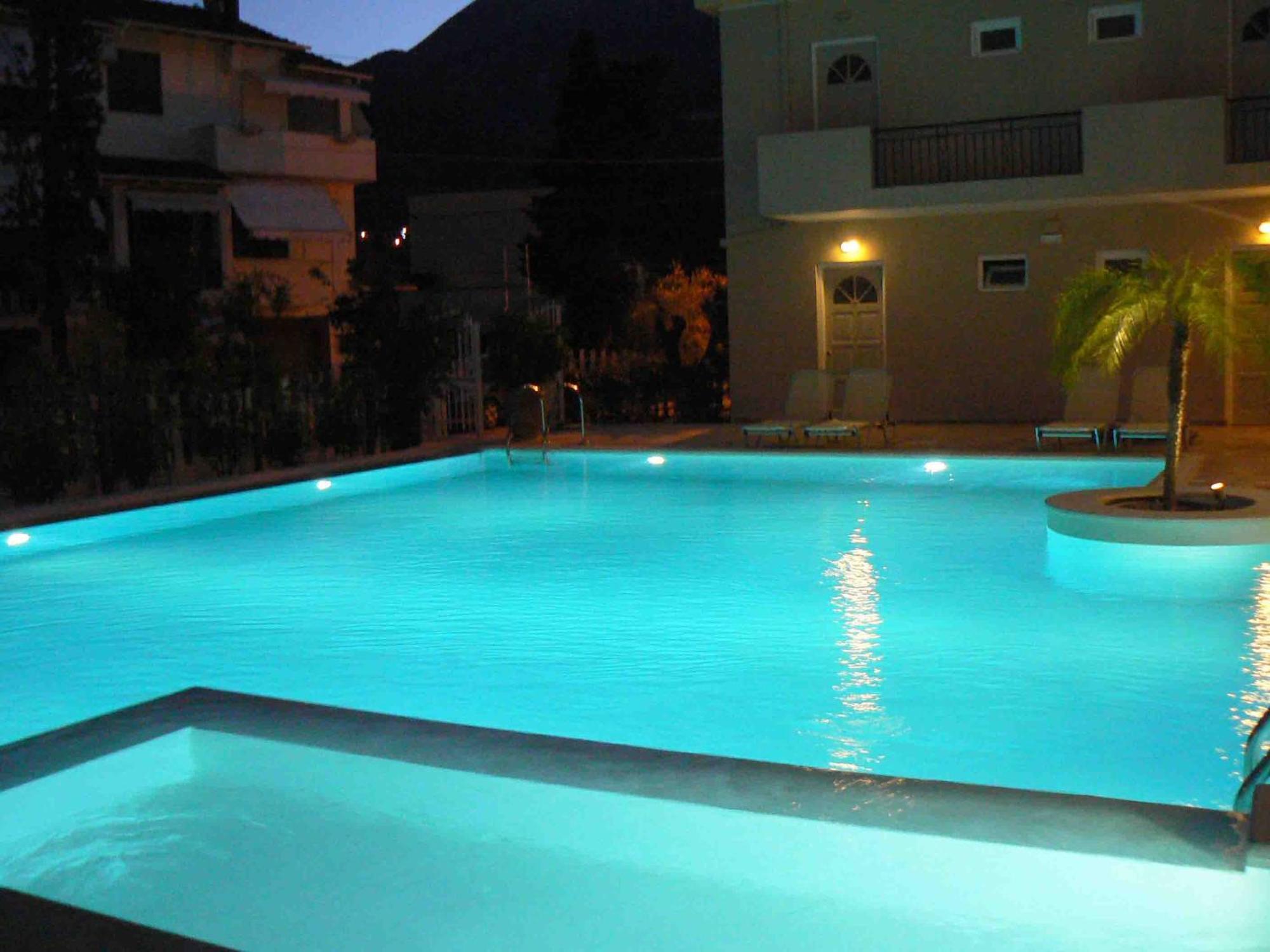 Happyland Hotel Apartments Νυδρί Εξωτερικό φωτογραφία