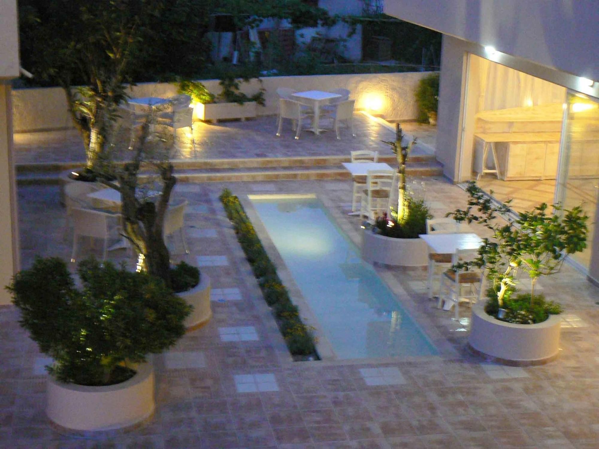 Happyland Hotel Apartments Νυδρί Εξωτερικό φωτογραφία